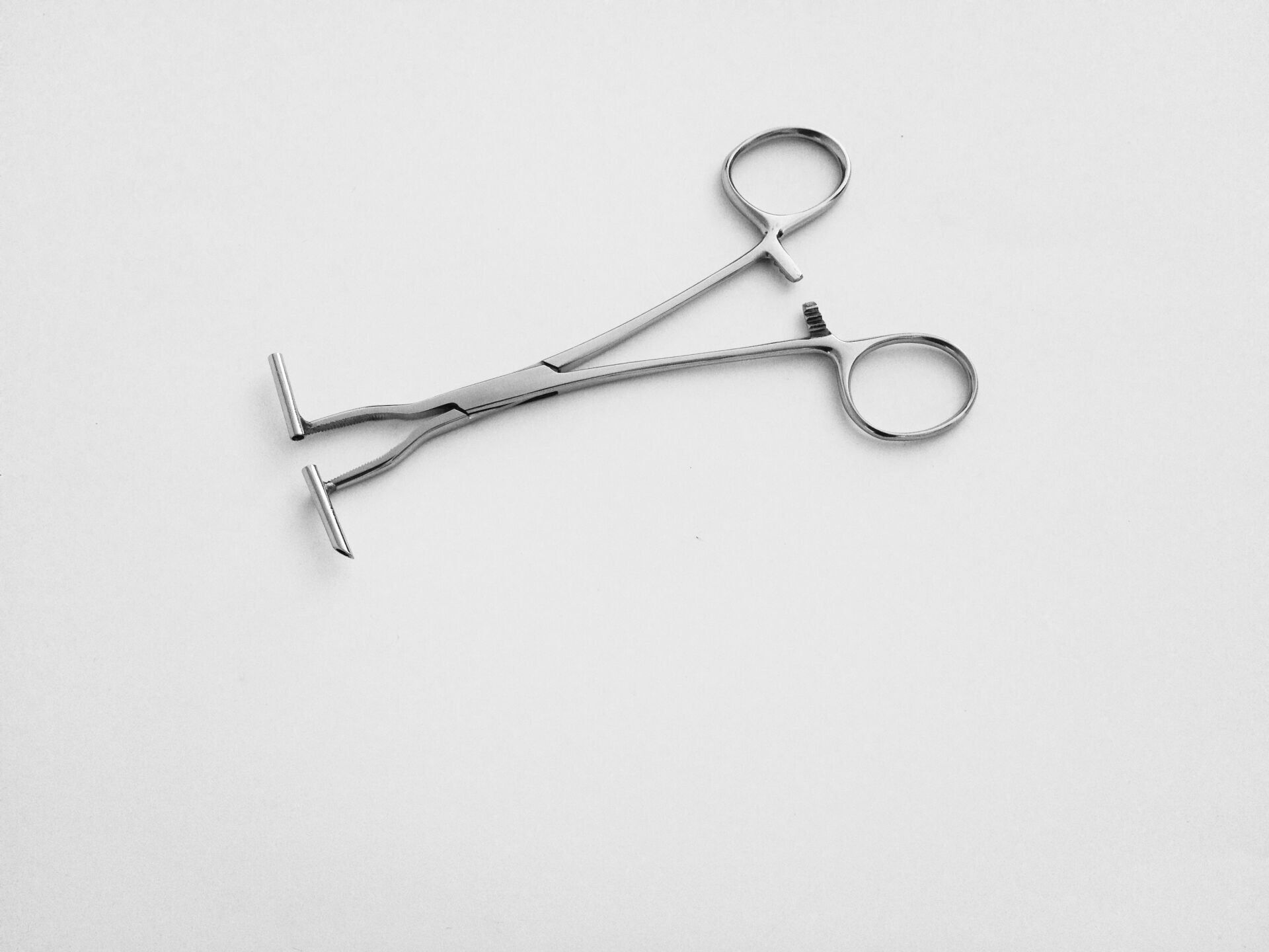 Straight Line Septum Forceps 5.5''